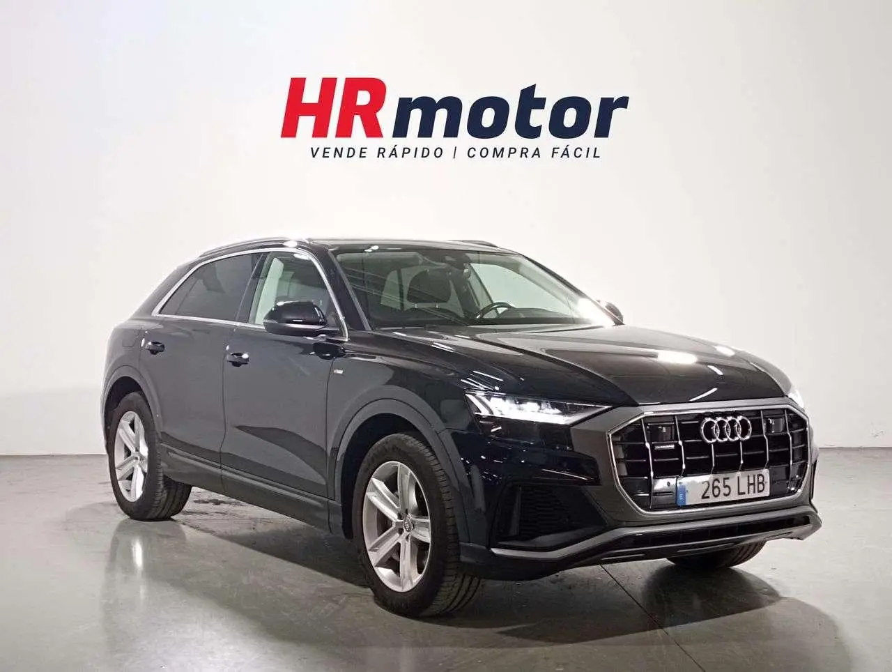 Photo 1 : Audi Q8 2020 Hybrid