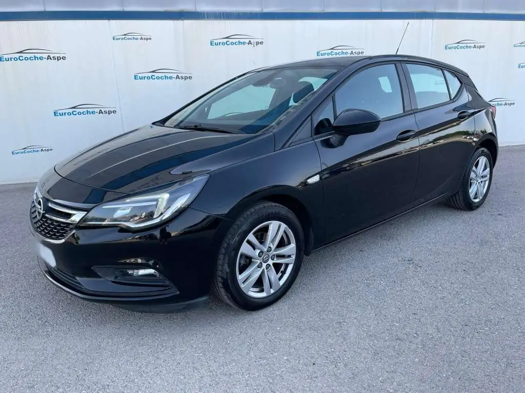 Photo 1 : Opel Astra 2019 Diesel