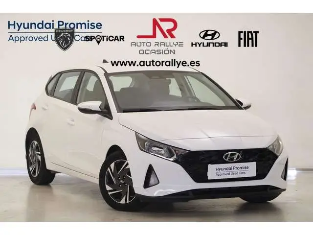 Photo 1 : Hyundai I20 2023 Petrol