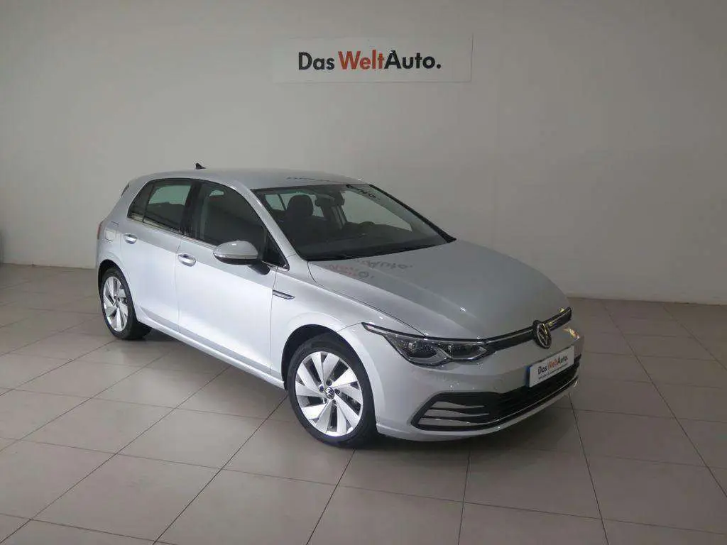 Photo 1 : Volkswagen Golf 2020 Essence