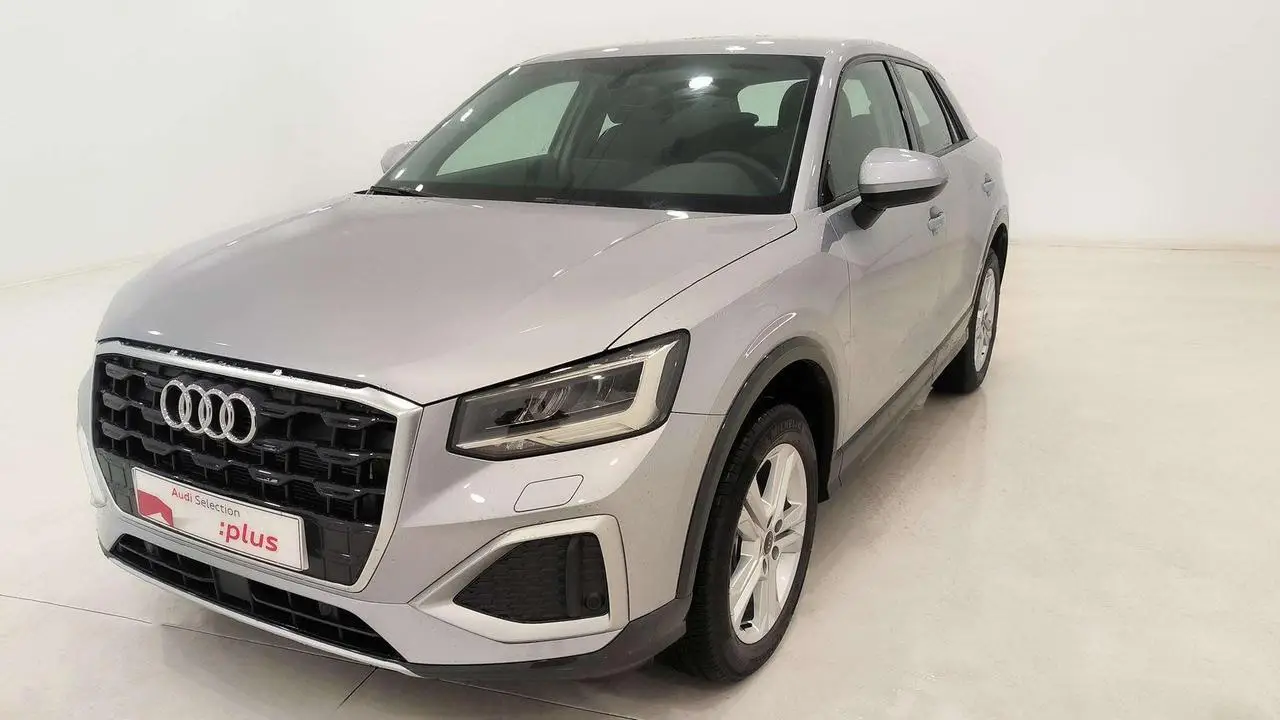 Photo 1 : Audi Q2 2023 Essence