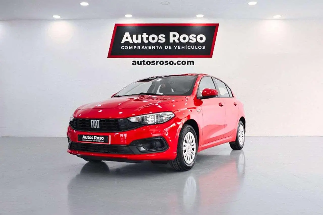 Photo 1 : Fiat Tipo 2022 Petrol