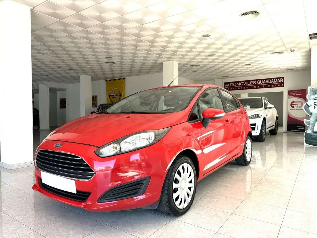 Photo 1 : Ford Fiesta 2016 Petrol