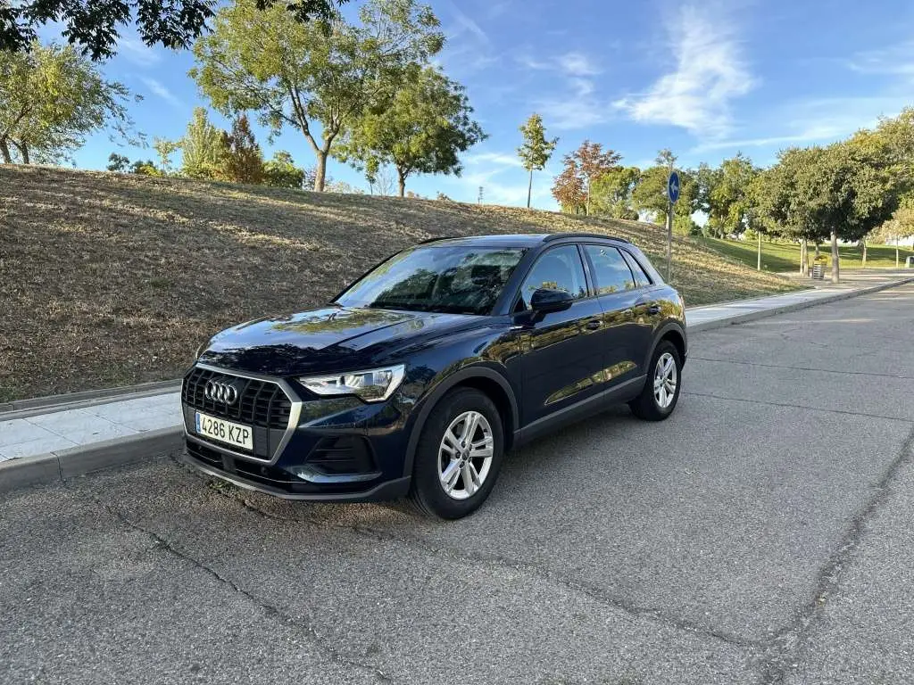 Photo 1 : Audi Q3 2019 Petrol