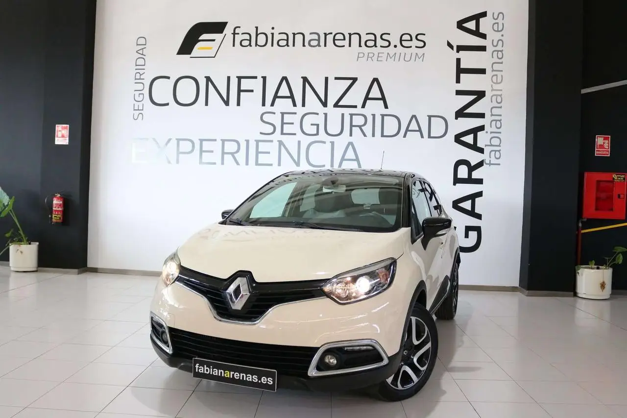 Photo 1 : Renault Captur 2015 Diesel