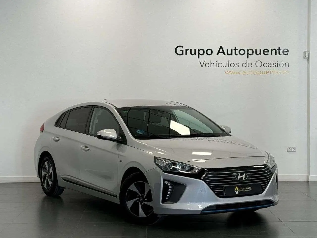 Photo 1 : Hyundai Ioniq 2019 Hybride