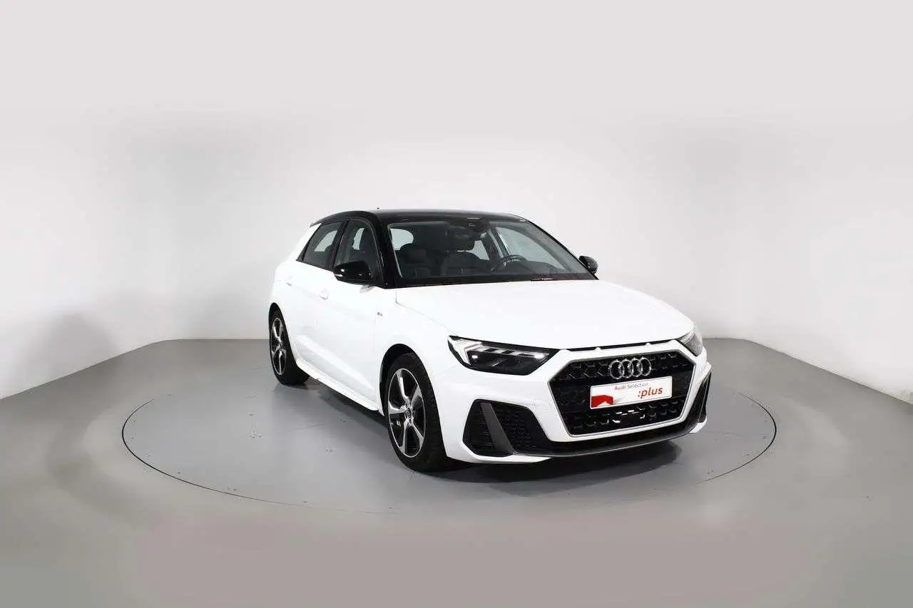 Photo 1 : Audi A1 2020 Essence