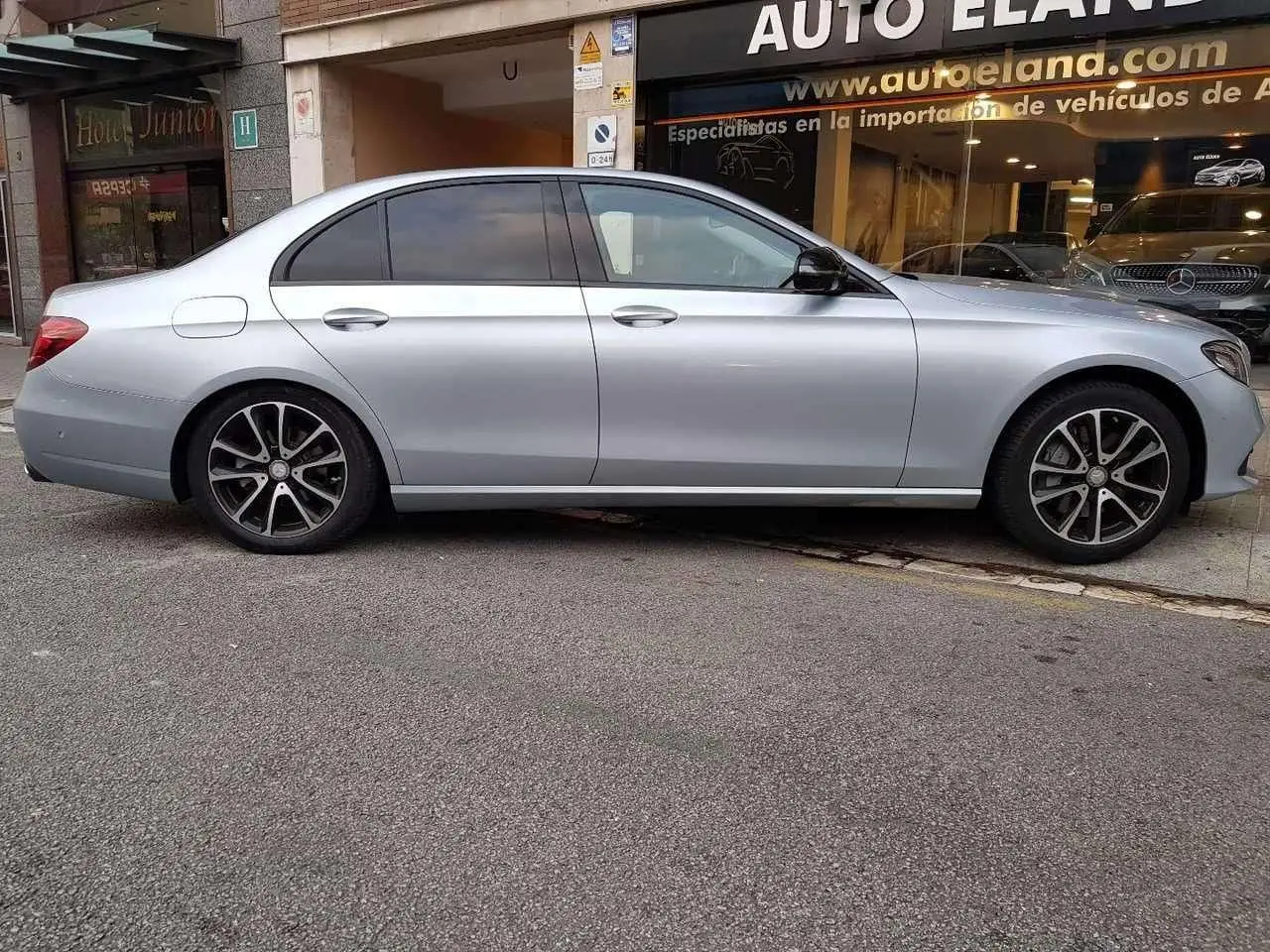 Photo 1 : Mercedes-benz Classe E 2016 Diesel