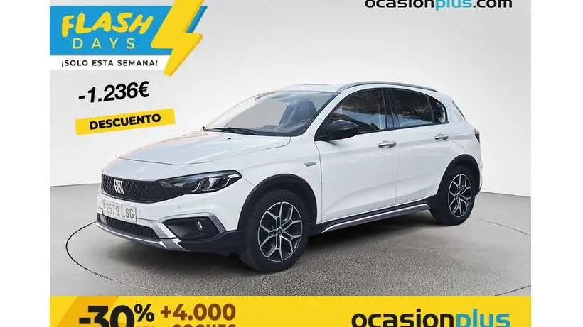 Photo 1 : Fiat Tipo 2021 Petrol