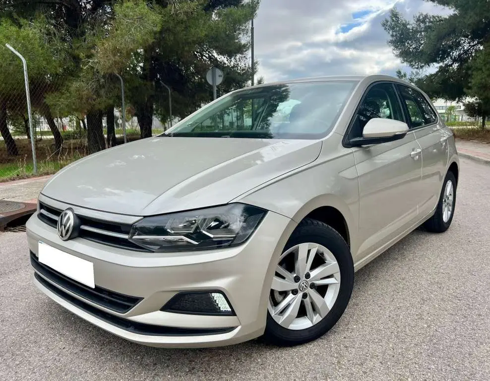 Photo 1 : Volkswagen Polo 2018 Petrol