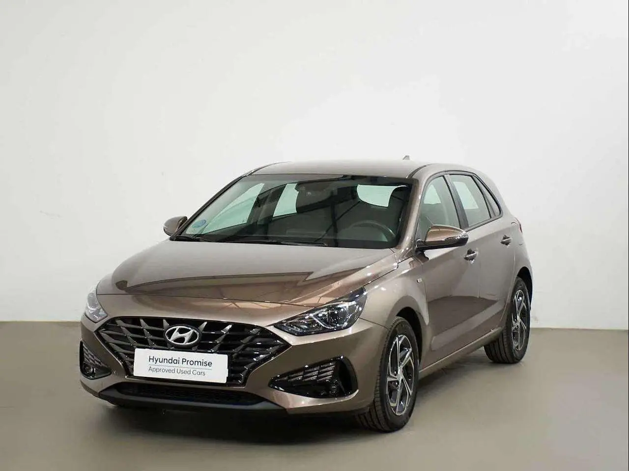 Photo 1 : Hyundai I30 2023 Petrol