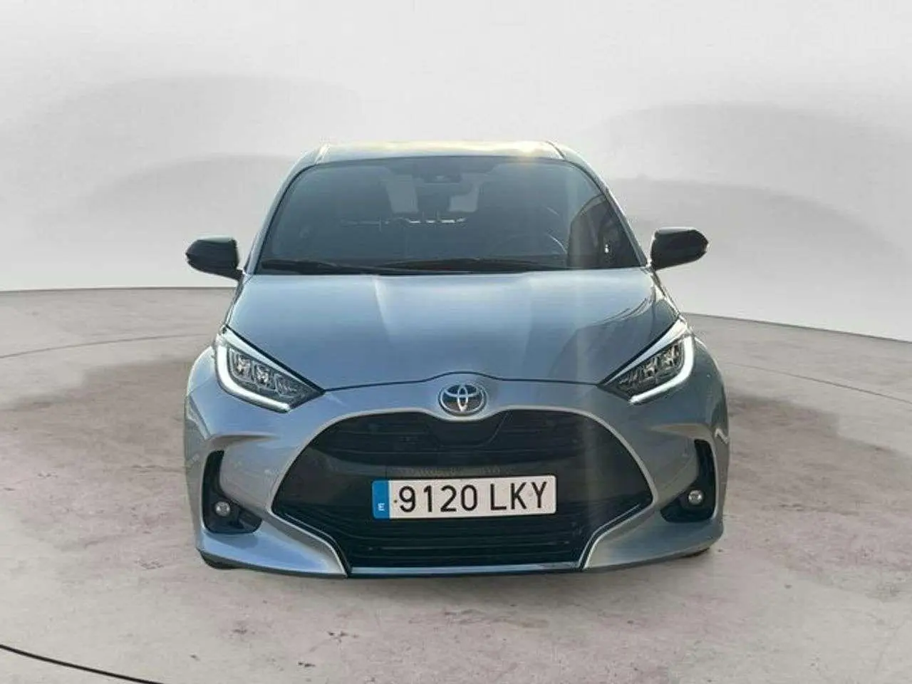 Photo 1 : Toyota Yaris 2024 Hybride