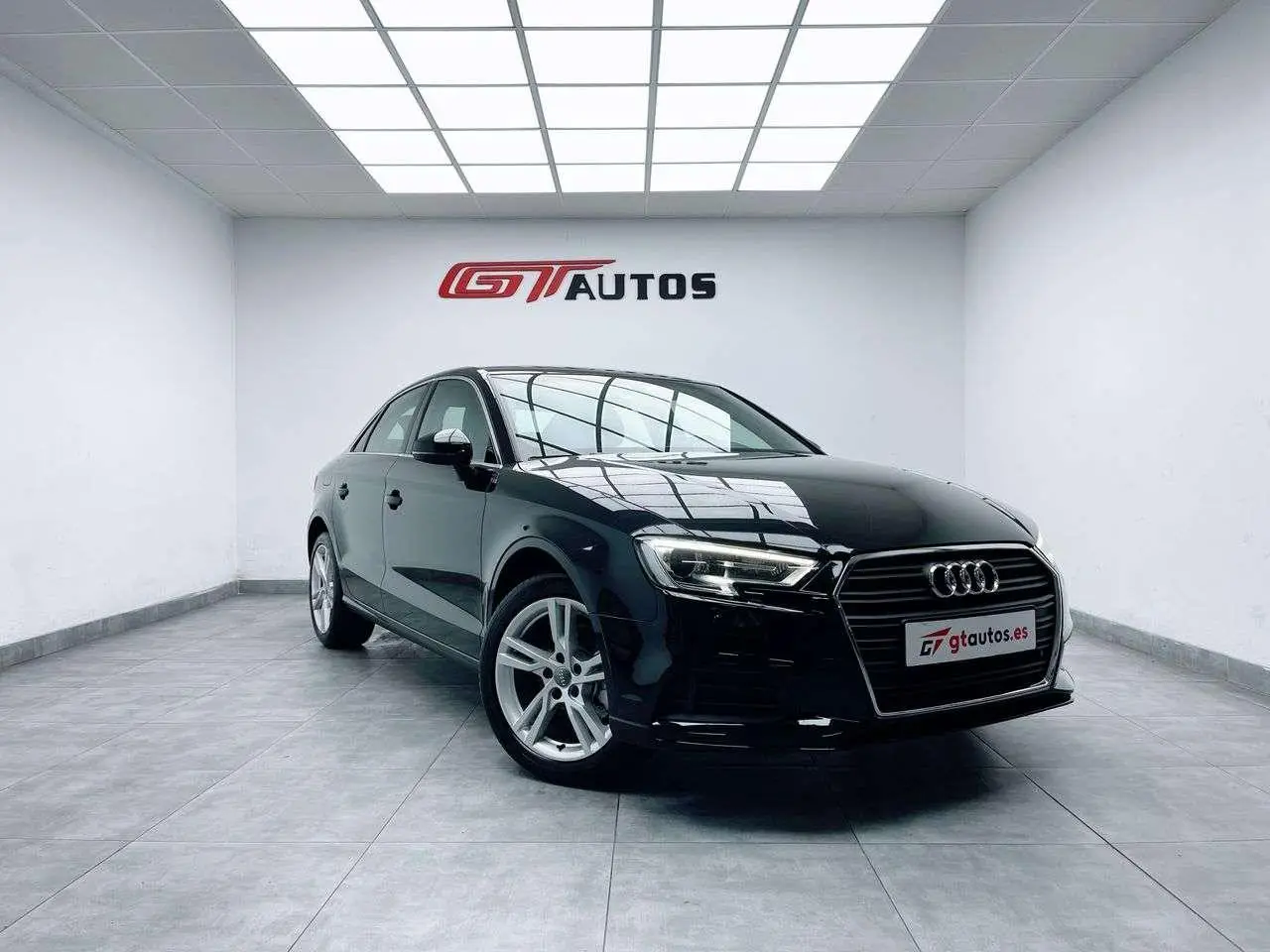 Photo 1 : Audi A3 2019 Diesel