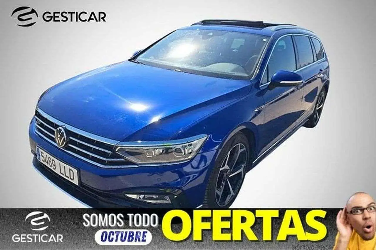 Photo 1 : Volkswagen Passat 2020 Essence