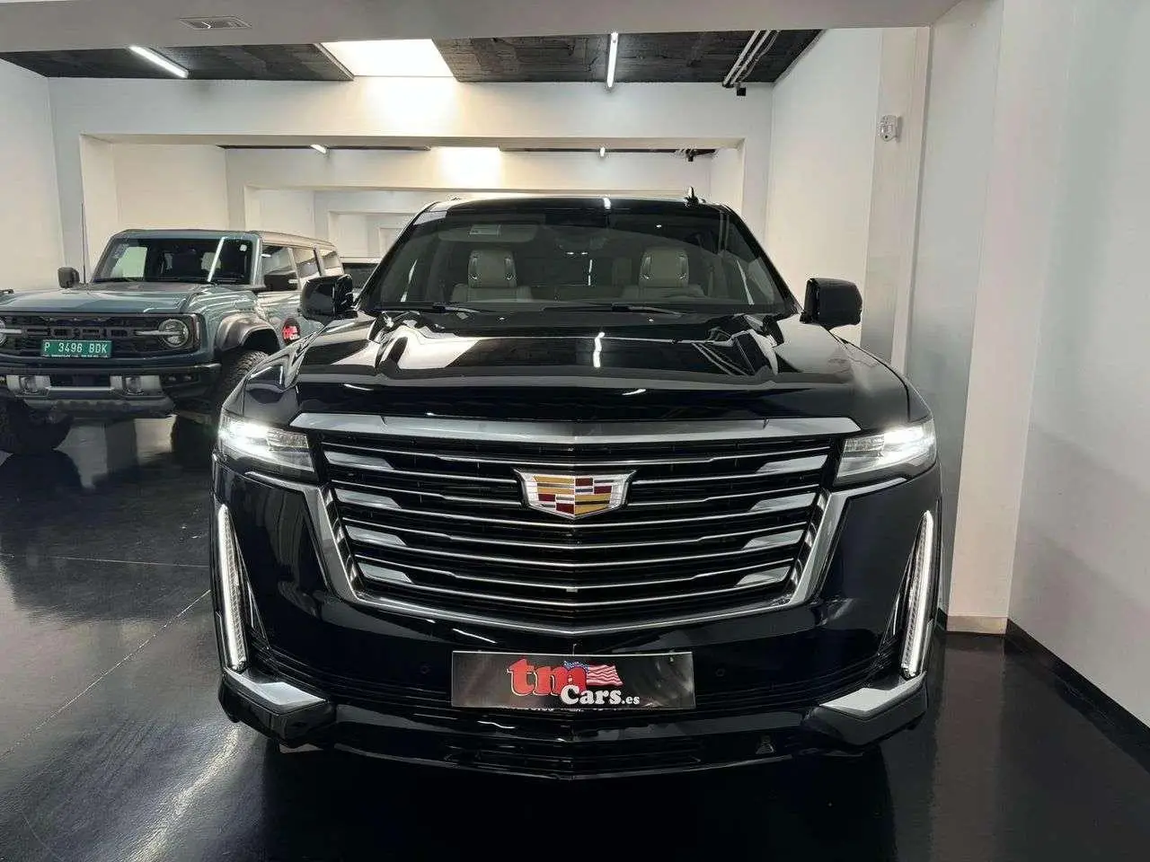 Photo 1 : Cadillac Escalade 2024 Petrol