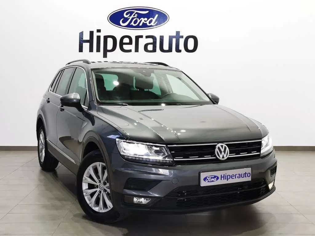 Photo 1 : Volkswagen Tiguan 2018 Diesel