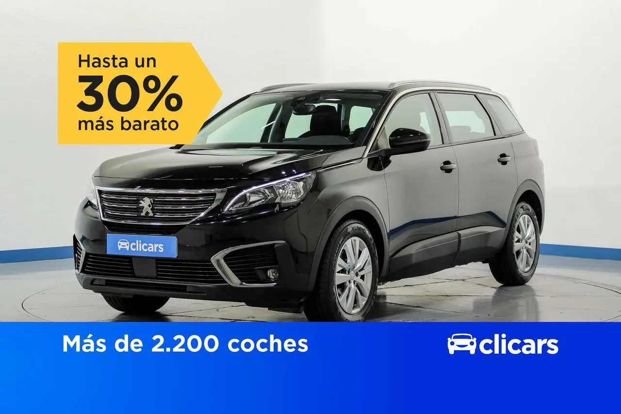 Photo 1 : Peugeot 5008 2019 Essence