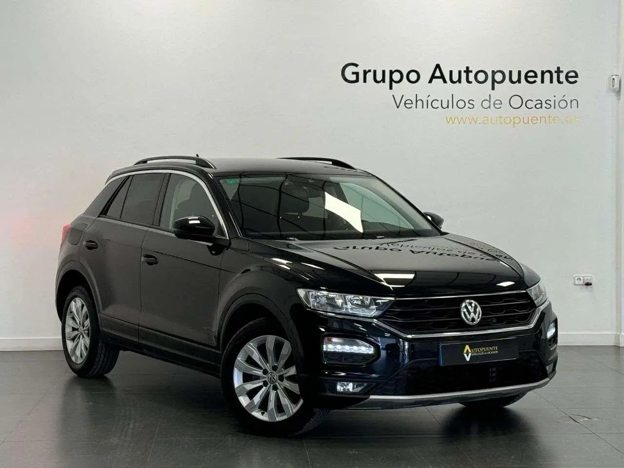 Photo 1 : Volkswagen T-roc 2018 Petrol