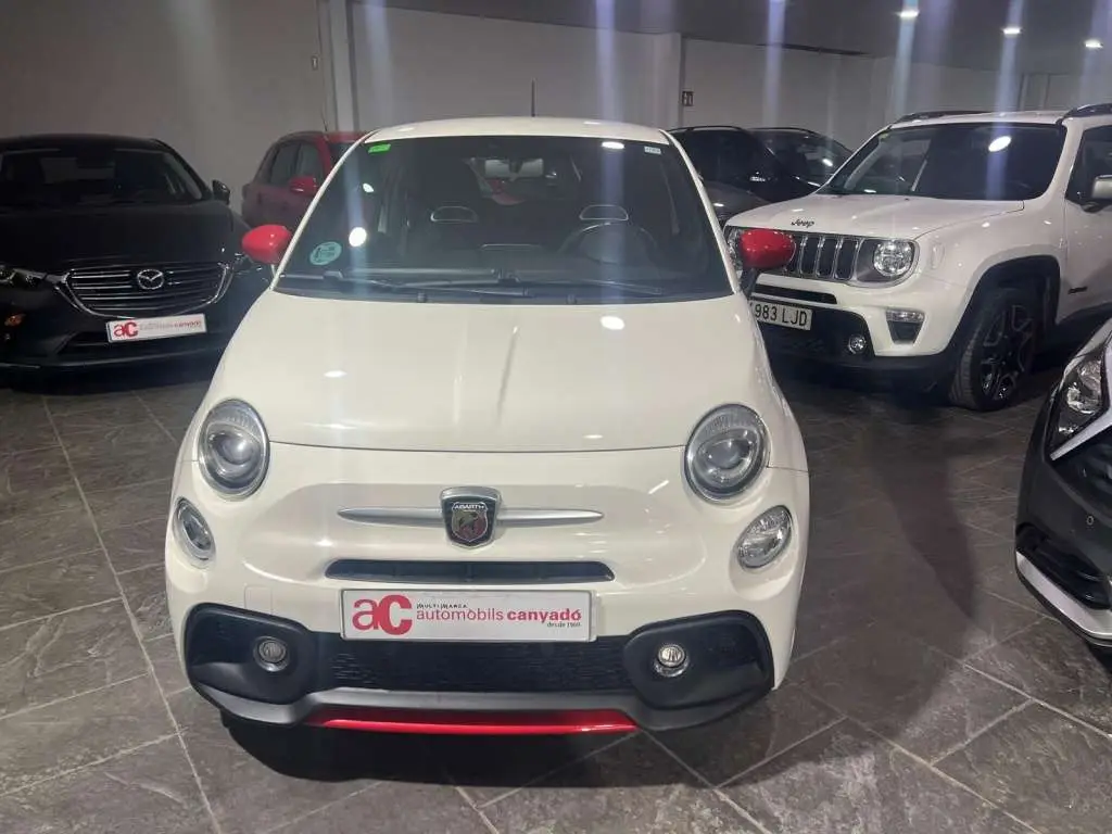 Photo 1 : Abarth 595 2019 Petrol