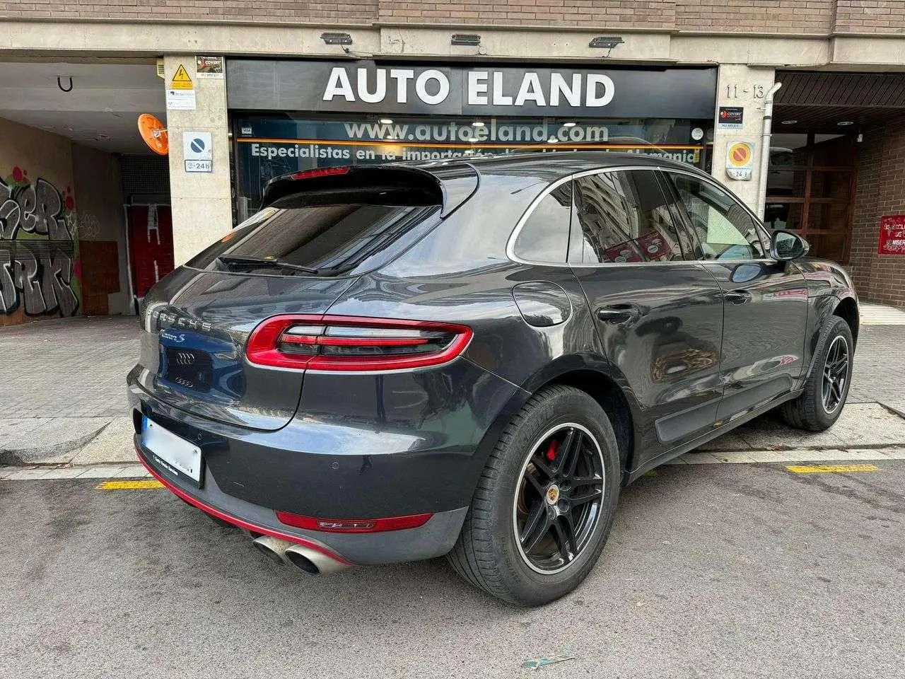 Photo 1 : Porsche Macan 2018 Petrol