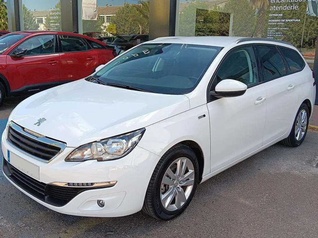 Photo 1 : Peugeot 308 2016 Diesel