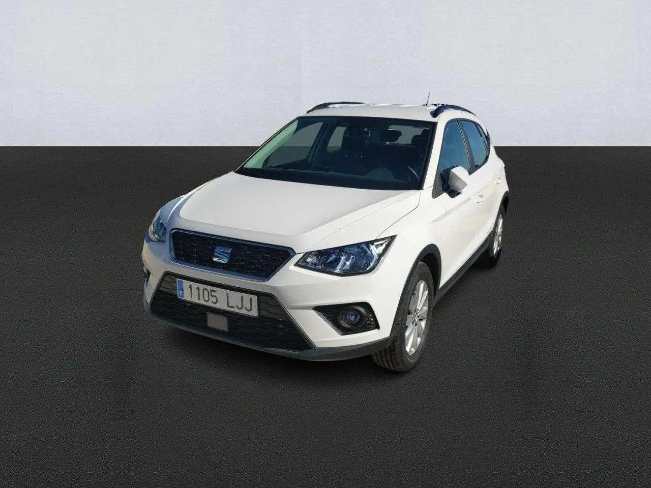 Photo 1 : Seat Arona 2020 Petrol