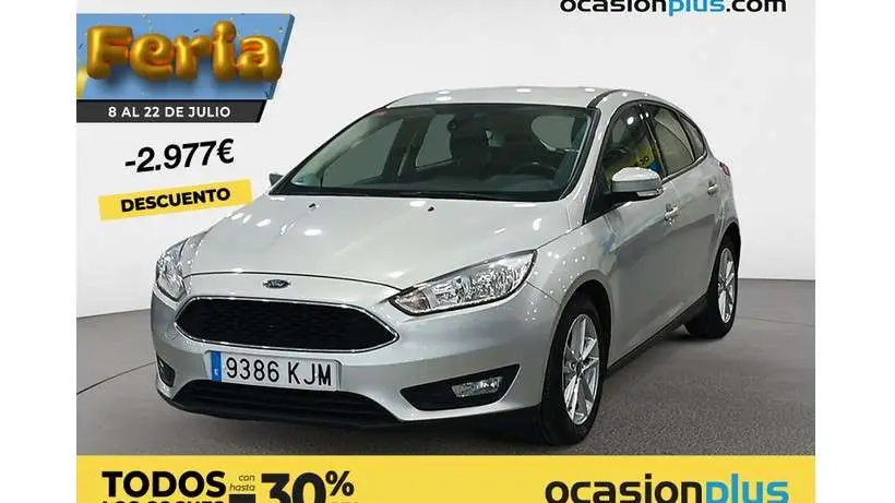 Photo 1 : Ford Focus 2018 Petrol