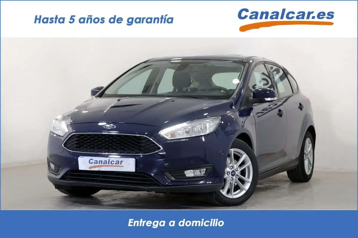 Photo 1 : Ford Focus 2016 Petrol