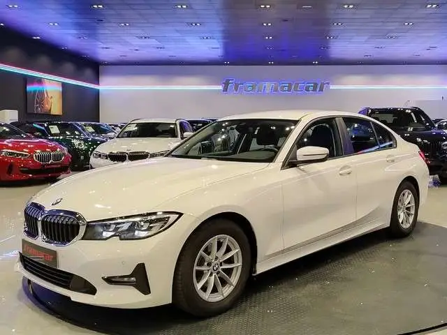 Photo 1 : Bmw Serie 3 2019 Diesel