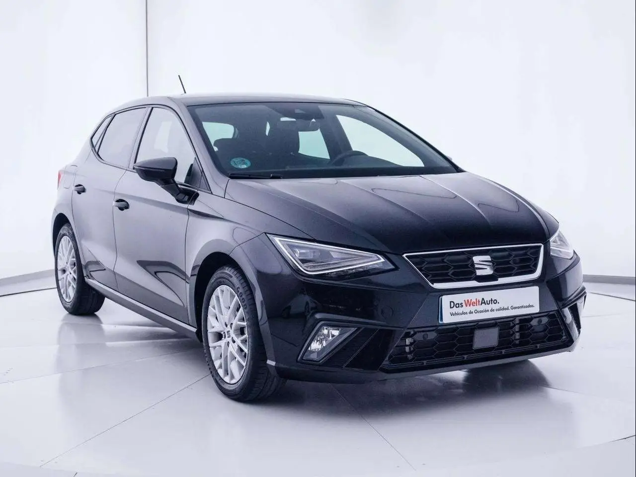 Photo 1 : Seat Ibiza 2023 Petrol