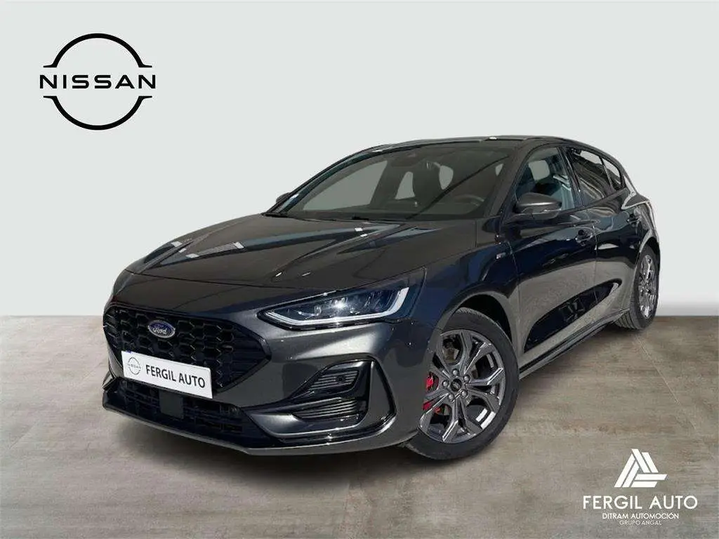 Photo 1 : Ford Focus 2022 Petrol