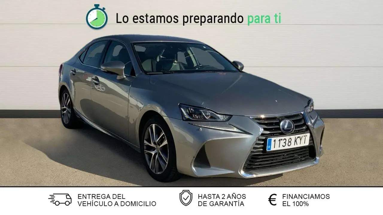 Photo 1 : Lexus Is 2019 Hybride