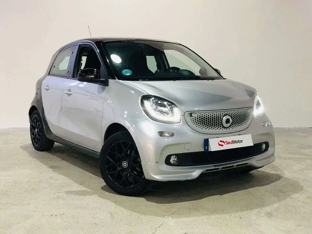 Photo 1 : Smart Forfour 2018 Essence