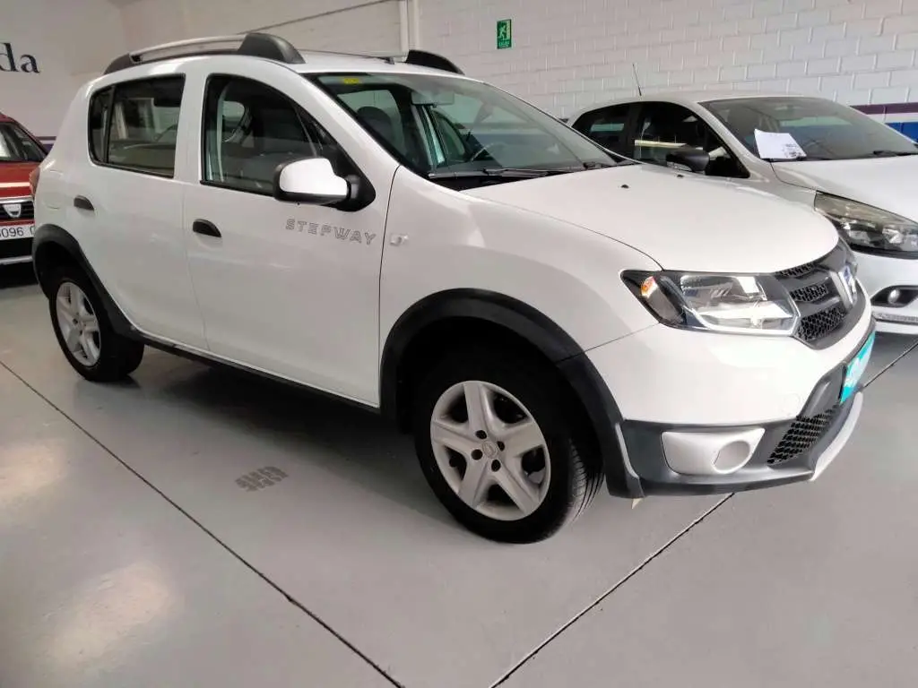 Photo 1 : Dacia Sandero 2016 Diesel