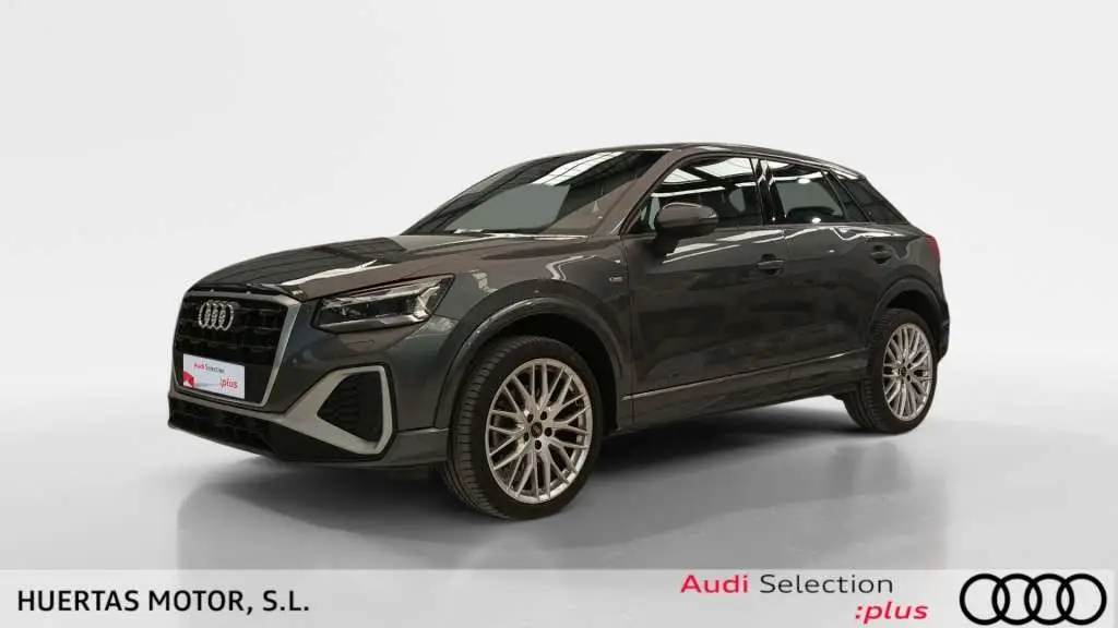 Photo 1 : Audi Q2 2024 Diesel