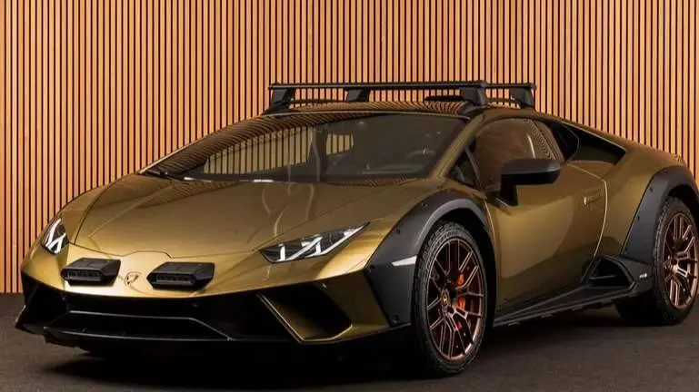 Photo 1 : Lamborghini Huracan 2024 Essence