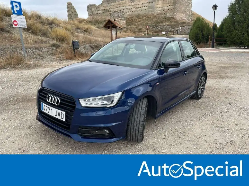 Photo 1 : Audi A1 2016 Petrol