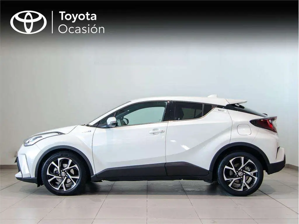 Photo 1 : Toyota C-hr 2021 Hybrid