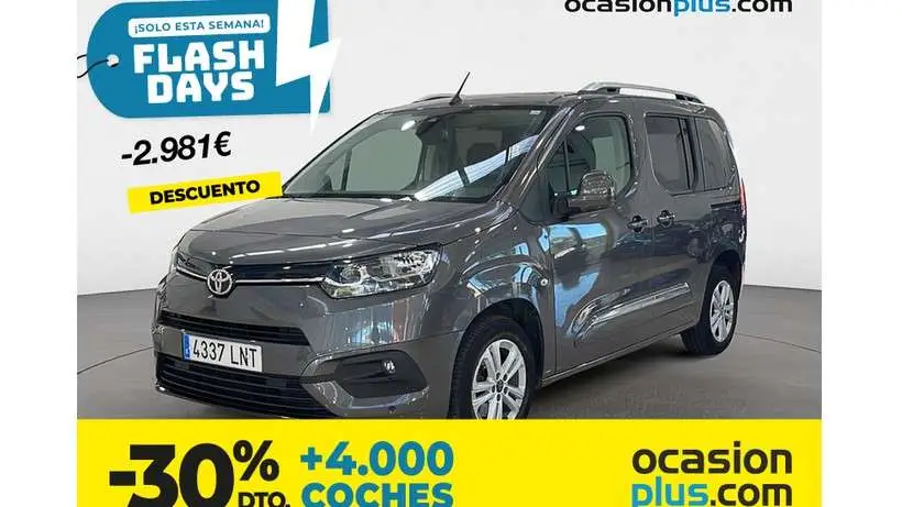 Photo 1 : Toyota Proace 2021 Essence