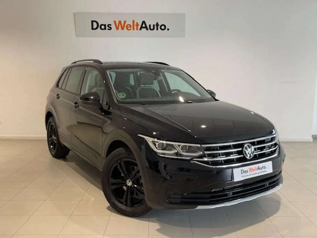 Photo 1 : Volkswagen Tiguan 2023 Petrol