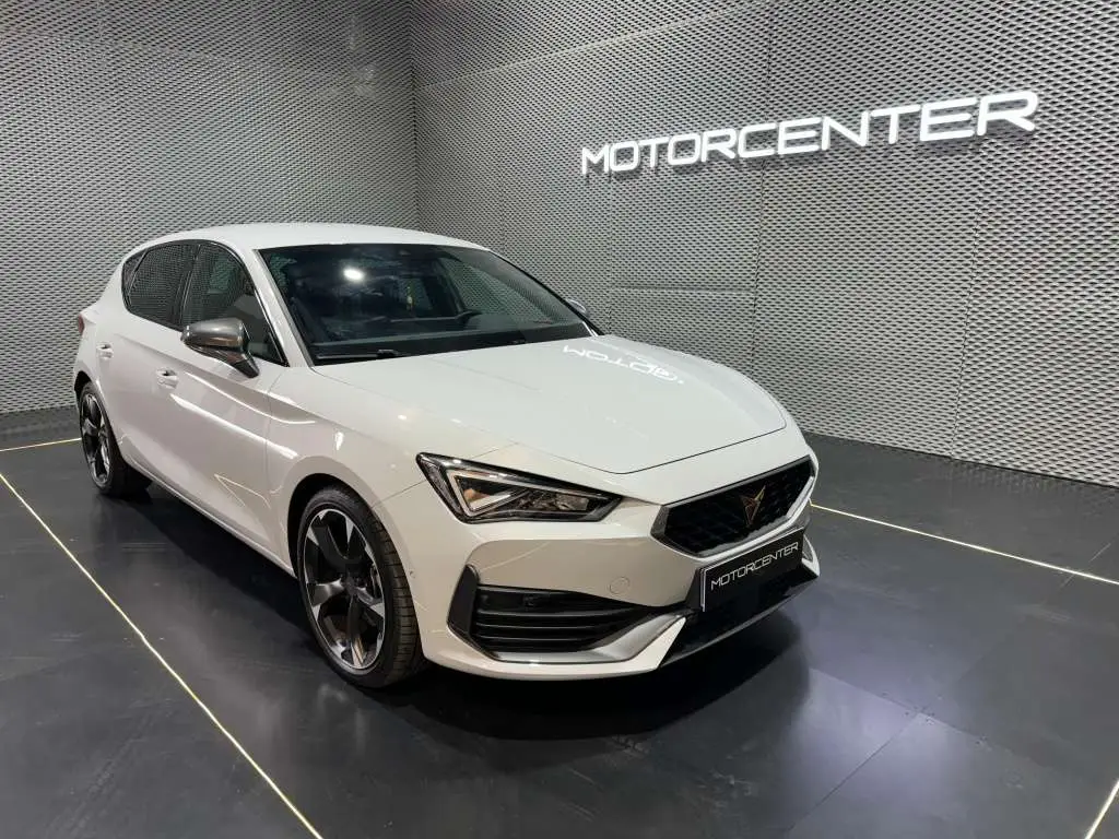 Photo 1 : Cupra Leon 2023 Essence