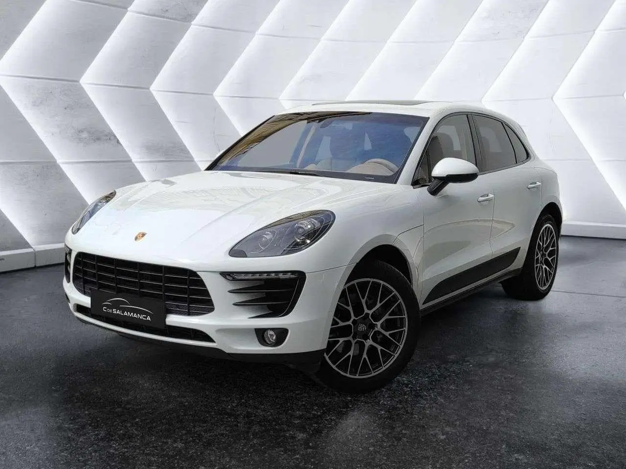 Photo 1 : Porsche Macan 2015 Diesel