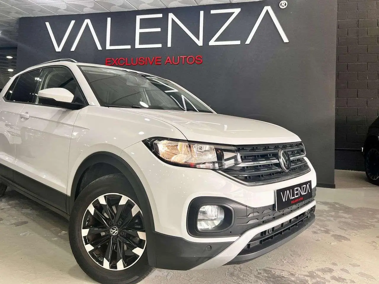 Photo 1 : Volkswagen T-cross 2021 Petrol