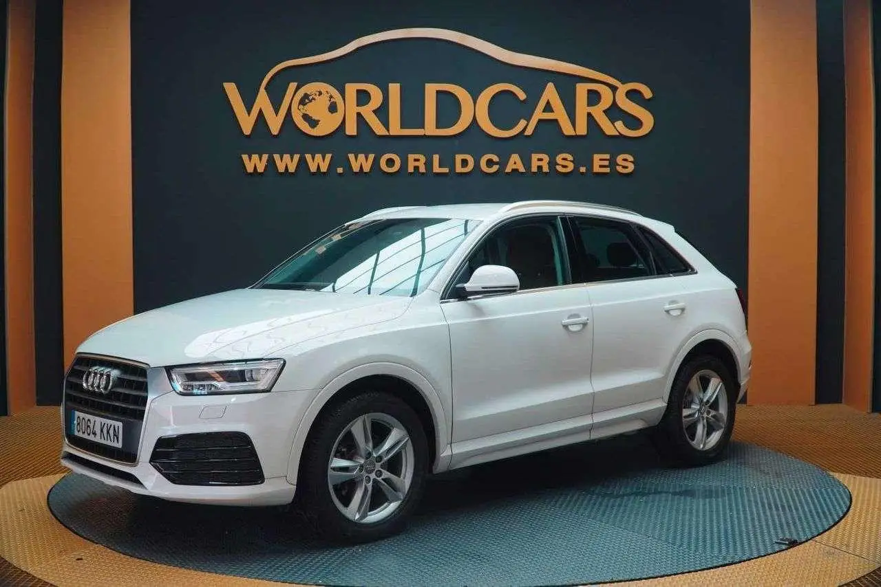 Photo 1 : Audi Q3 2018 Petrol