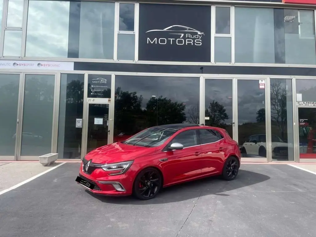 Photo 1 : Renault Megane 2017 Essence