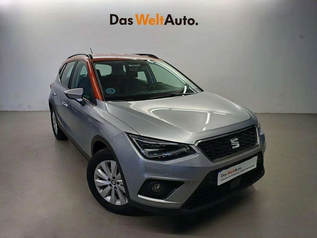 Photo 1 : Seat Arona 2020 Essence