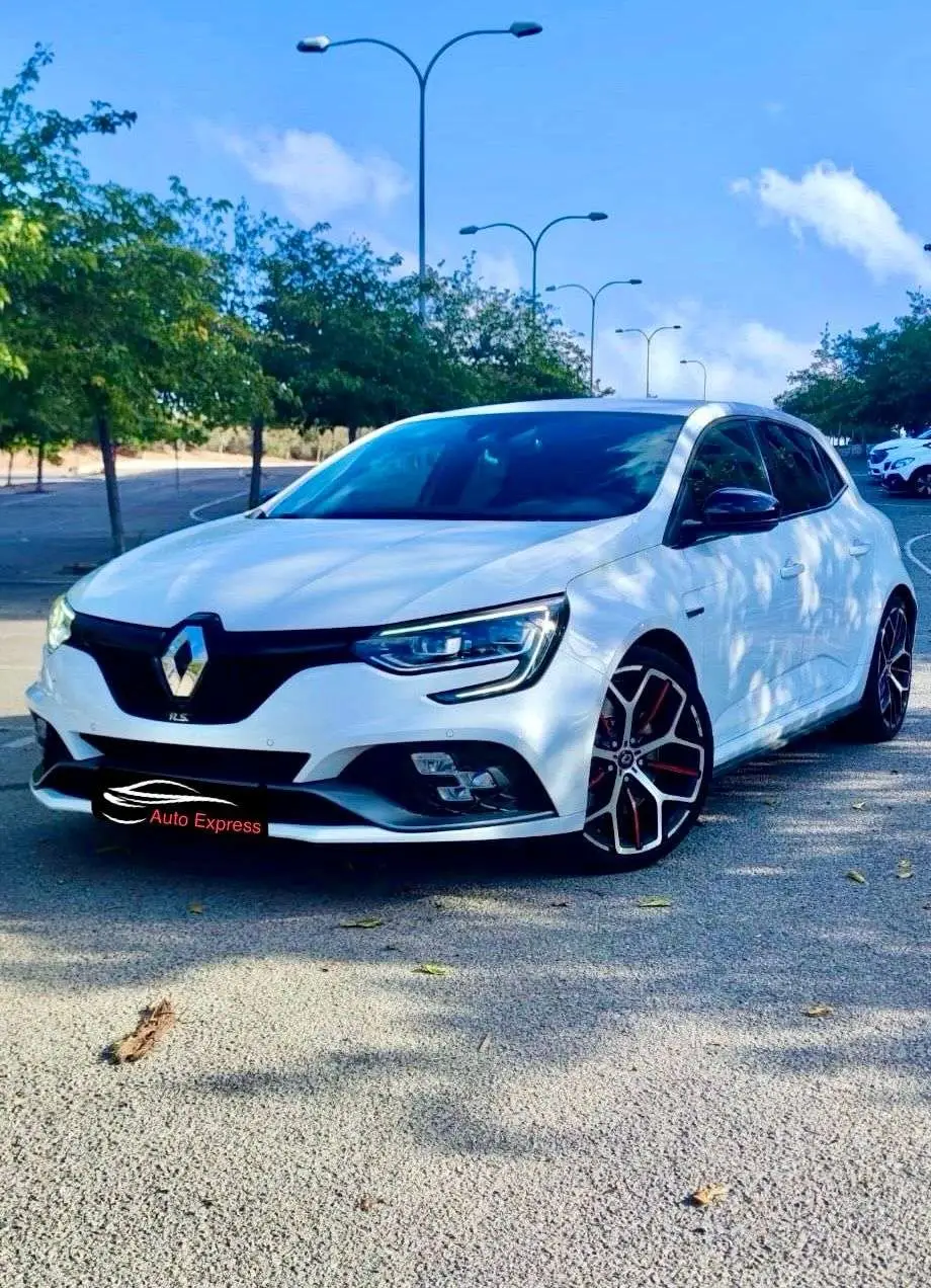 Photo 1 : Renault Megane 2020 Essence