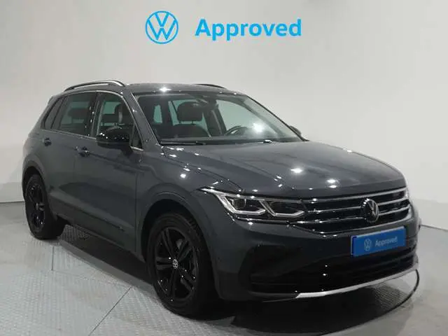 Photo 1 : Volkswagen Tiguan 2022 Petrol