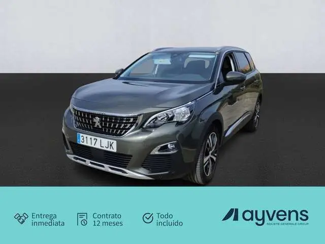 Photo 1 : Peugeot 5008 2020 Diesel