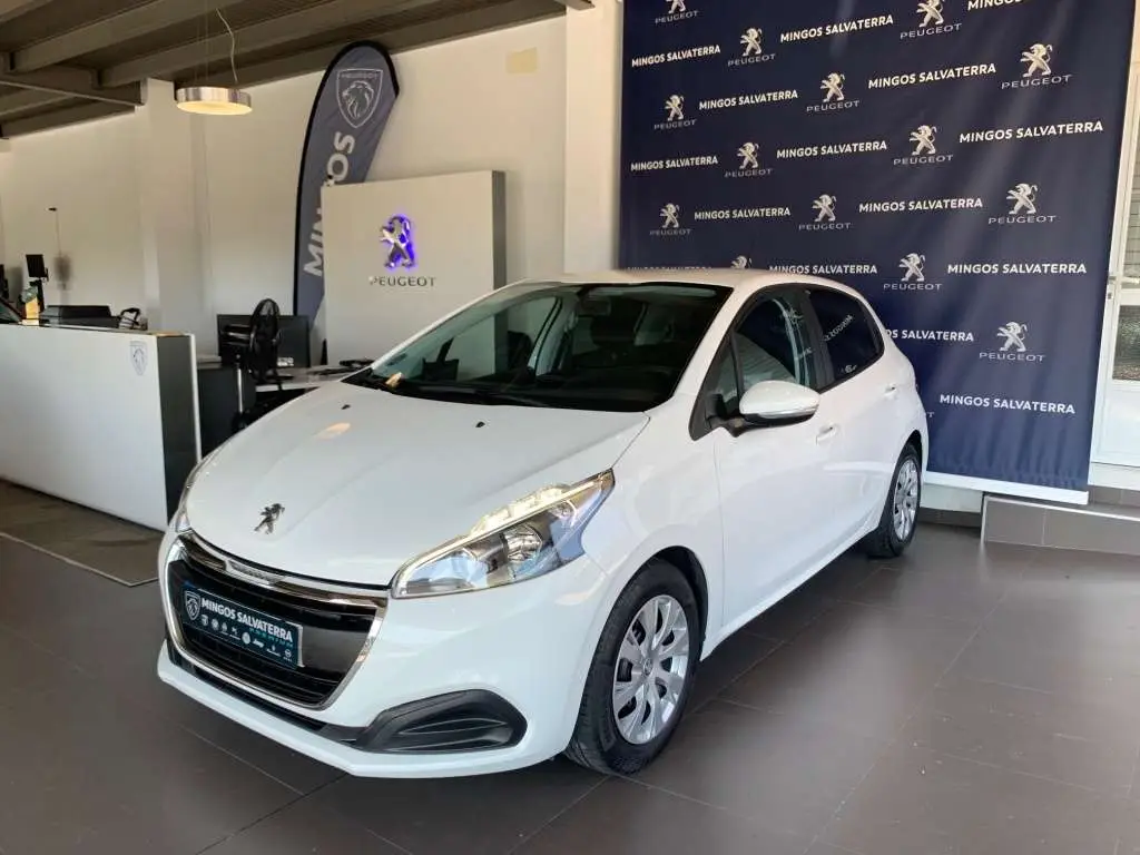 Photo 1 : Peugeot 208 2019 Diesel